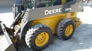 2015 Deere 320E Skidsteer  Low Hours C&C Equipment