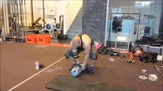 strongmanknut 80kg 1 arms hantelpress