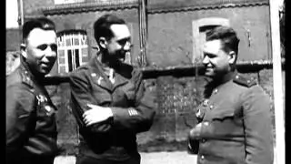 Yanks and Russians link in Germany 1945