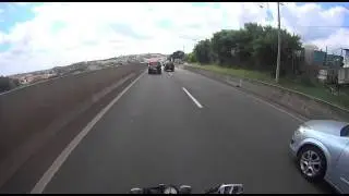 Pol&iacute;cia drifando