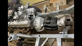 Gearbox / Clutch Installation Land Rover series 1 V8