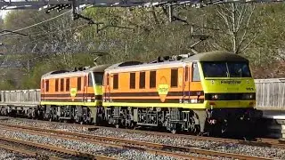 Trains at Tamworth