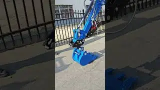💡 Want to turn your mini excavator into an all-purpose tool? Quick-change connectors are the answer!