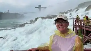 A few days off! Quick adventure to Niagara Falls. Greenhouse seeding.