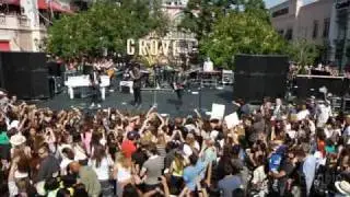 Jonas Brothers - Play My Music - Live at the Grove Full Performance HD from Cambio