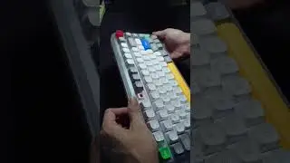 B&agrave;n Ph&iacute;m Cơ - Nuphy Kick75 - Gaming n Retro Bản Normal Profile - Red Switch