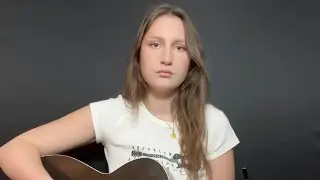 Hayden Ryann - Caught In The Moment [Acoustic Performance]