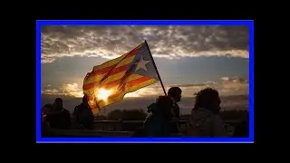 Catalan independence activists blockade france crossing