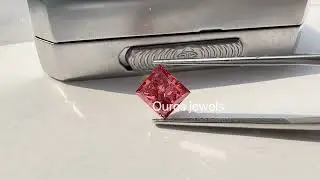 Red Princess Cut Lab Grown Diamond @ourosjewels