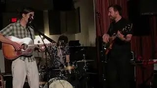 Trippers & Askers play clip of 