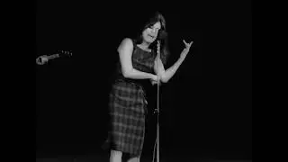 DALIDA - Achete Moi Un Juke Box (Live performance in Poland 1963)