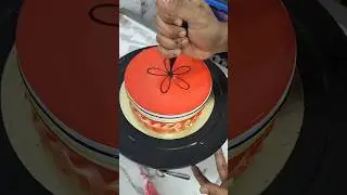 Strawberry cake Design #viral​ #cake​ #cakedecoration​ #trend​ #video​ #feed #youtubeshorts