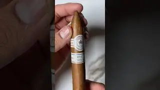 Cigar101: Part 47: How to inspect a Cigar. #cigars #cigarculture #review #cigarreviews #shorts