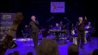 XAMFAINA 20 ANYS - Actuació al Teatre de Salt - Garrotín i popurri final