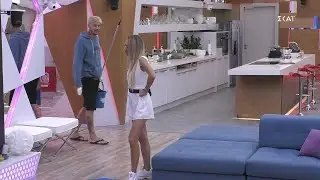 &Eta; &Mu;&alpha;ί&rho;&eta; &kappa;&alpha;&iota; &omicron; Steve έ&chi;&omicron;&upsilon;&nu; ά&rho;&alpha;&gamma;&epsilon; &kappa;&alpha;&tau;&alpha;&phi;έ&rho;&epsilon;&iota; &nu;&alpha; &rho;ί&xi;&omicron;&upsilon;&nu; &tau;&alpha; &tau;&epsilon;ί&chi;&eta; &kappa;&alpha;&iota; &nu;&alpha; &kappa;ά&nu;&omicron;&upsilon;&nu; &epsilon;&pi;&alpha;&nu;&epsilon;&kappa;&kappa;ί&nu;&eta;&sigma;&eta;;