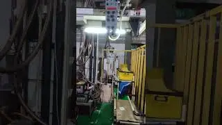 Injection molding #smartwork #robotic #starseiki #nissei