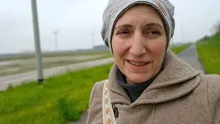 SOLA en BÉLGICA en midad del CAMPO 😯 REGALOS día de la madre 🛍 COMPRA de granja