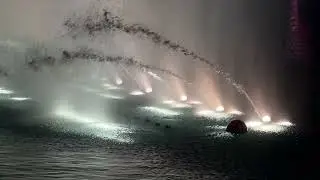 Fountains of Bellagio - “Luck Be A Lady” (Close Up)
