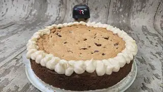 Торт из печенья с коричневым маслом &ndash; мягкий, жевательный и с кленовым сиропом и шоколадом!