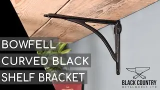 Bowfell Curved Black Iron Shelf Bracket 18 x 25cm