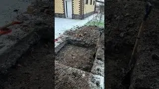 зимняя копка приямков для прокола