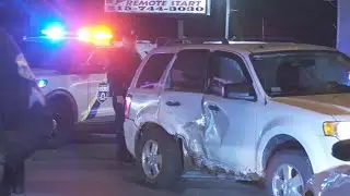 4 in custody after attempted carjacking, police chase ends with crash in Philadelphia