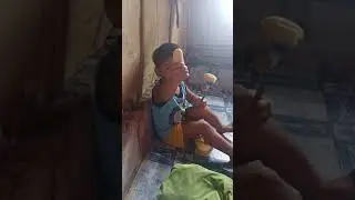 Rain, counting bananas... while eating them😂😂😂