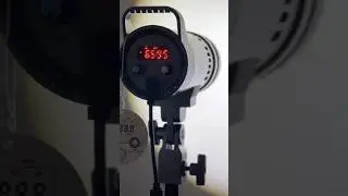 Этот осветитель- МАГИЯ!  Фокусируемый свет SuteFoto TJ-55 Bi Color.