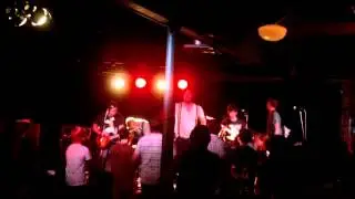 Feeding Bob Potter by Sophia LIVE @ The 86 (09.07.12)