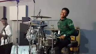 ELECTRIFYING PRAISE MEDLEY AT AYAC 2025 WORKSHOP SESSION @lfcww....DRUMMER AND BASSIST CAME PREPARED