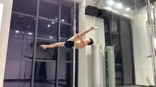 9 years old pole athlete - Ruan Lin Lie (China)