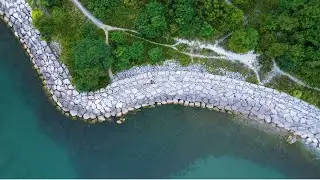 Beautiful turquoise water in Toronto canada - Drone shots 4K
