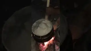 My niece is cooking banku in the dark, no power, no gas