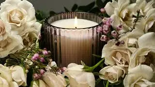 Soft Jazzy Piano Music - 2 Hour Meditation Candle with Flowers