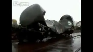 Vakuum im Kesselwagen ,  Implodiert