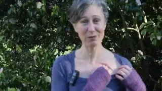 Massaging the Stomach Neurolymphatic Points