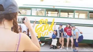 LA's Do Good Bus Is a Must If You Love to Volunteer | Find Your Happy