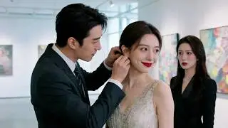 Niat kejutin pacar dengan bunga, yang kutemui justru tato nama lain di dadanya. Aku cuma pelampiasan