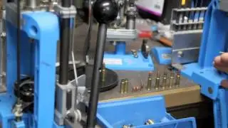 Reloading the 5,7X28/ or why not to.