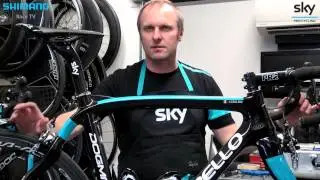 Shimano Race TV - Mechanic Igor on the Team Sky bike