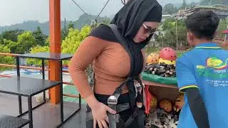 Bagian 7 || Bermain flying fox di villa khayangan