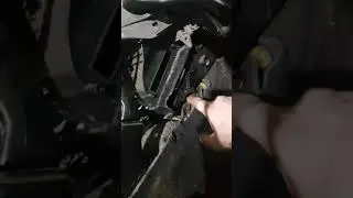 Демонтаж радиатора форд мондео 4 без разбора торпеды и снятия дверей