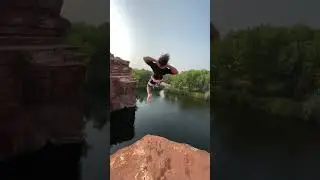 Cliff jumping with style #gainer #flip #cliffjumping