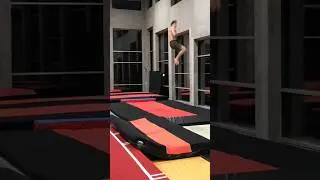 Basic trampoline and fast track flips 😌 #teambackflip #flip #trampoline #sports #tumbling