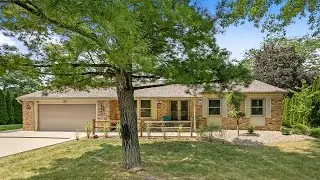 85 S Lake Doster Dr Plainwell, MI 49080
