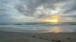 October 12, 2022 Ocean Beach Surf Dawn - Country Blues Jazz Music