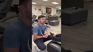 Ankle Adjustments are the best 👌🏽 #chiropractor #cracks #adjustment #painrelief #DrAlex