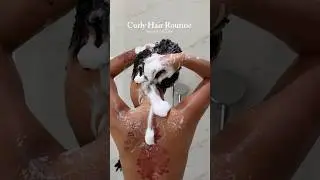 Curly hair routine 🫧 #curlyhair #washday #routine #inspiration #travel #vacation #hair #haircare