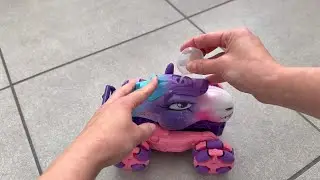 MAGTHIC 1:18 Pink Unicorn Monster Truck | 360&deg; Spin-Dance RC Car with Spray & Music