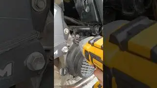 Is the condition of the Beat Deluxe motorbike with the plate making a sound like a turbo? #beat
